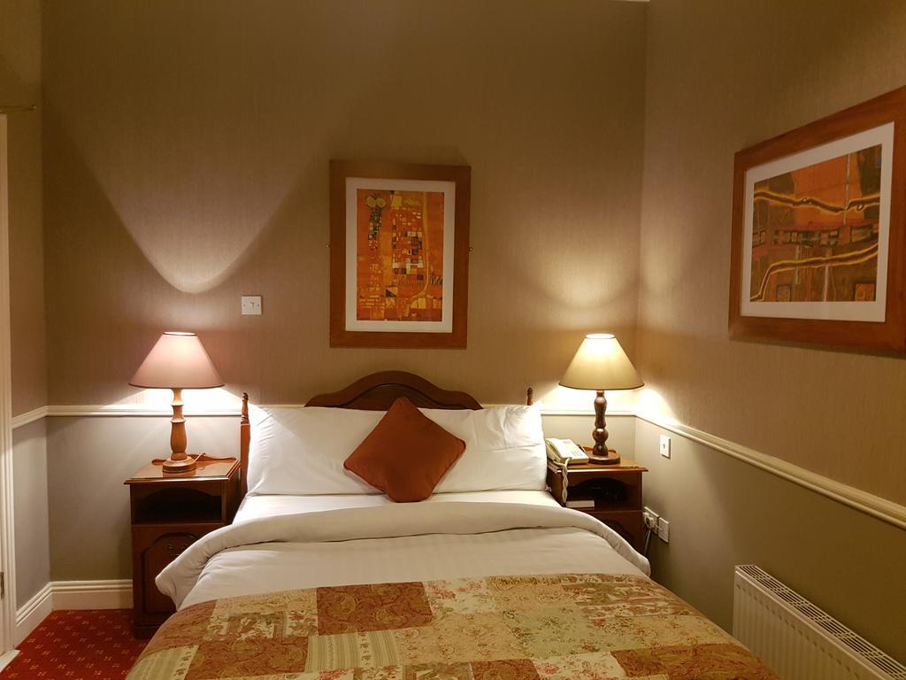 Royal Spa Hotel ลิสดูนวาร์นา ภายนอก รูปภาพ